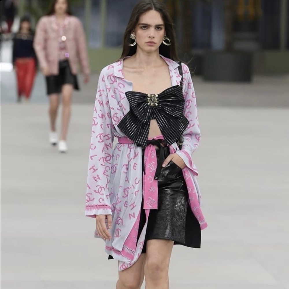 Pink CHANEL Robe - Picture 3 of 11